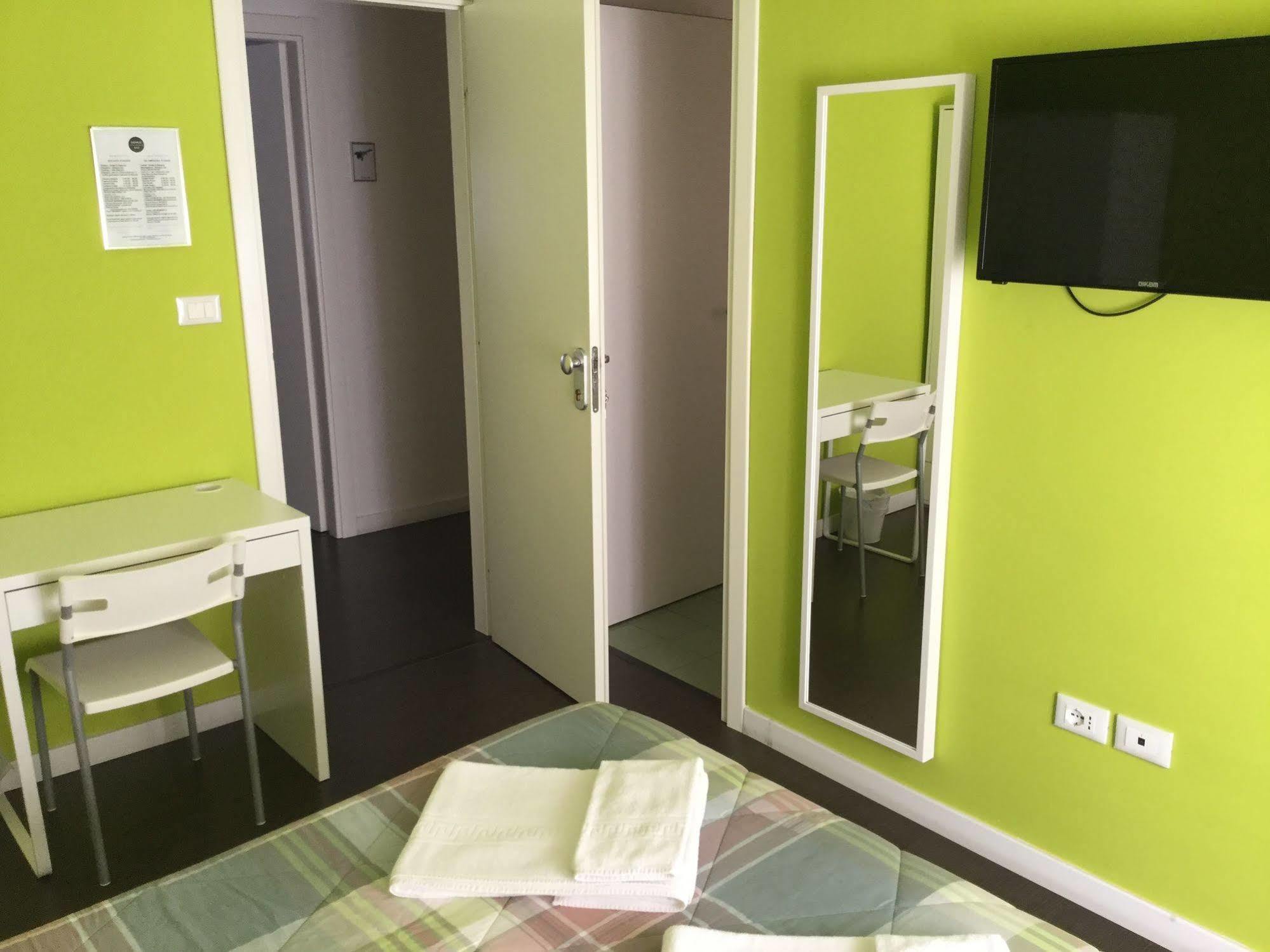 Domus Corso Umberto 18 B&B Pescara Exterior photo